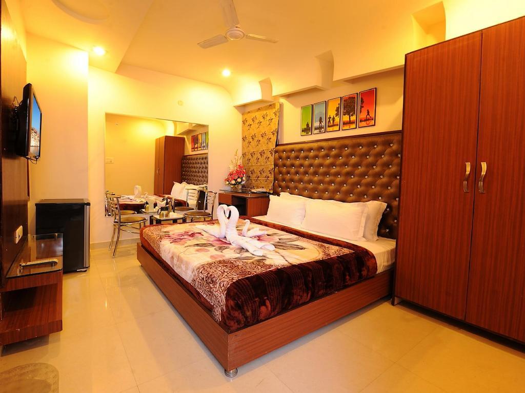 Hotel Pearl Inn & Suites Amritsar Quarto foto